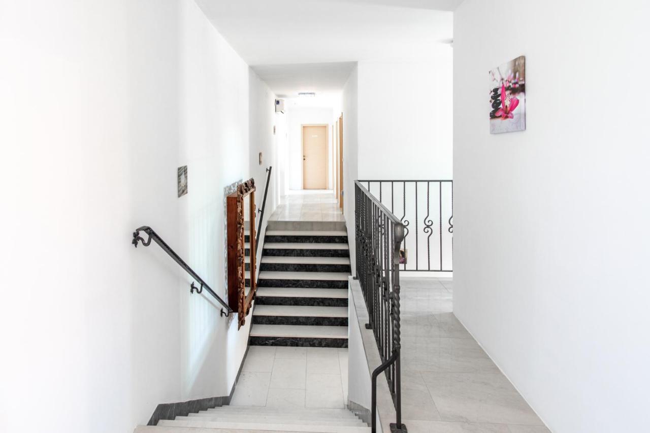Villa Hermes Art Dutovlje Екстериор снимка